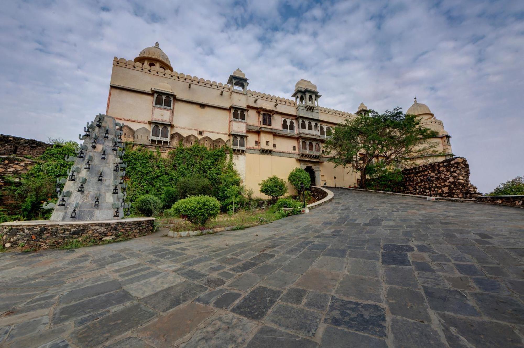 The Fern Bambora Fort, Bambora, Udaipur Exteriör bild