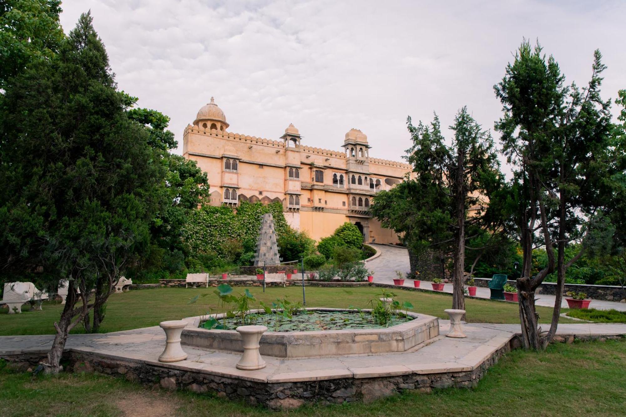 The Fern Bambora Fort, Bambora, Udaipur Exteriör bild