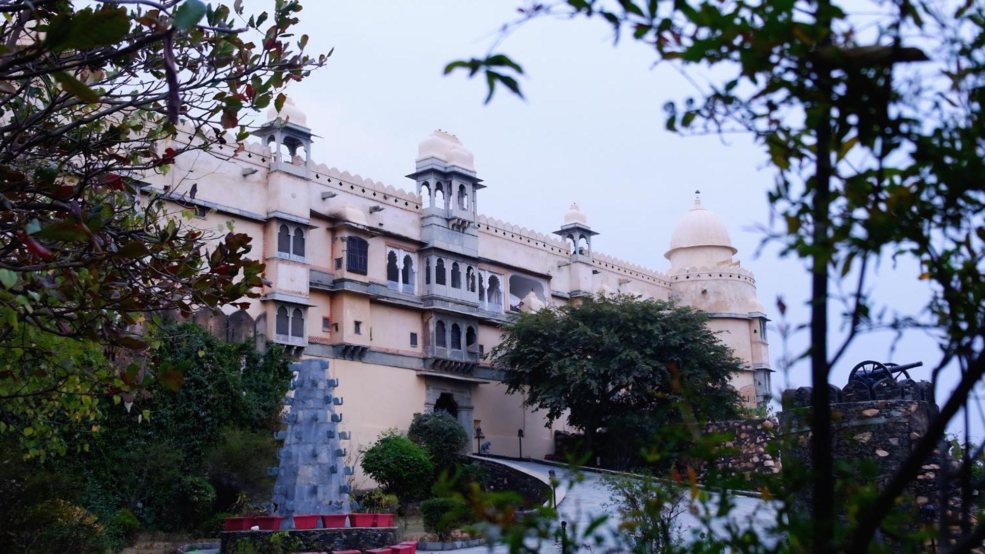 The Fern Bambora Fort, Bambora, Udaipur Exteriör bild