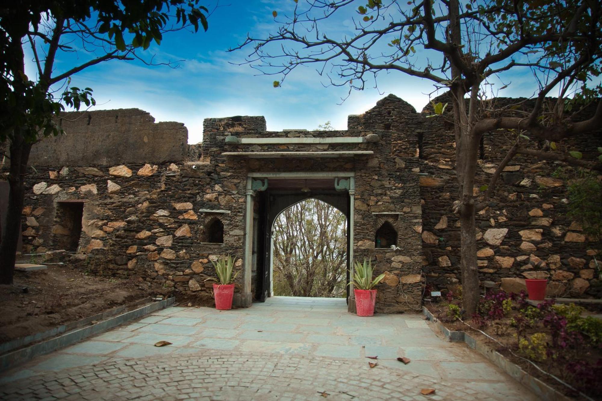 The Fern Bambora Fort, Bambora, Udaipur Exteriör bild